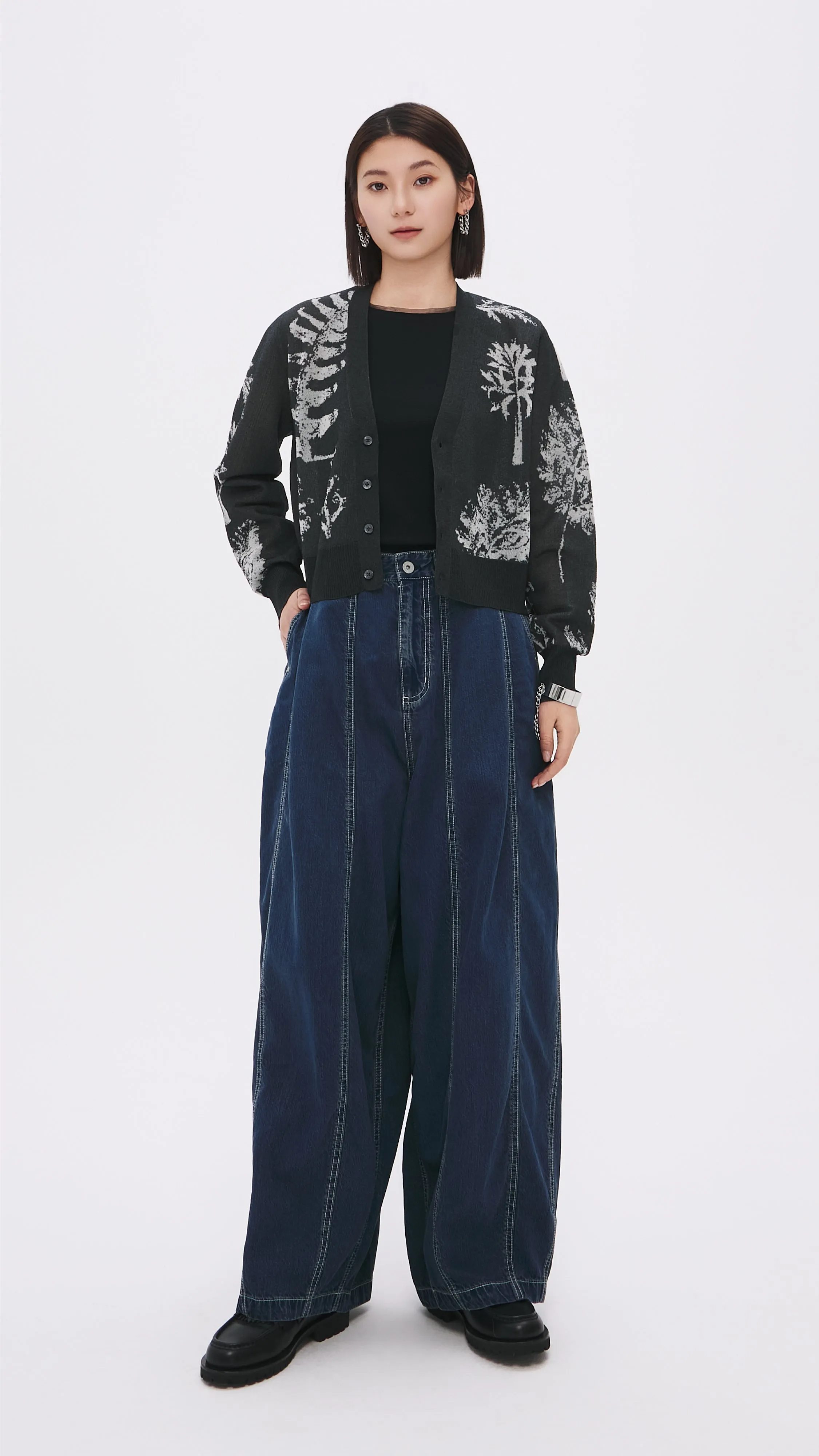 Knitted Sheer Plants Graphic Cardigan