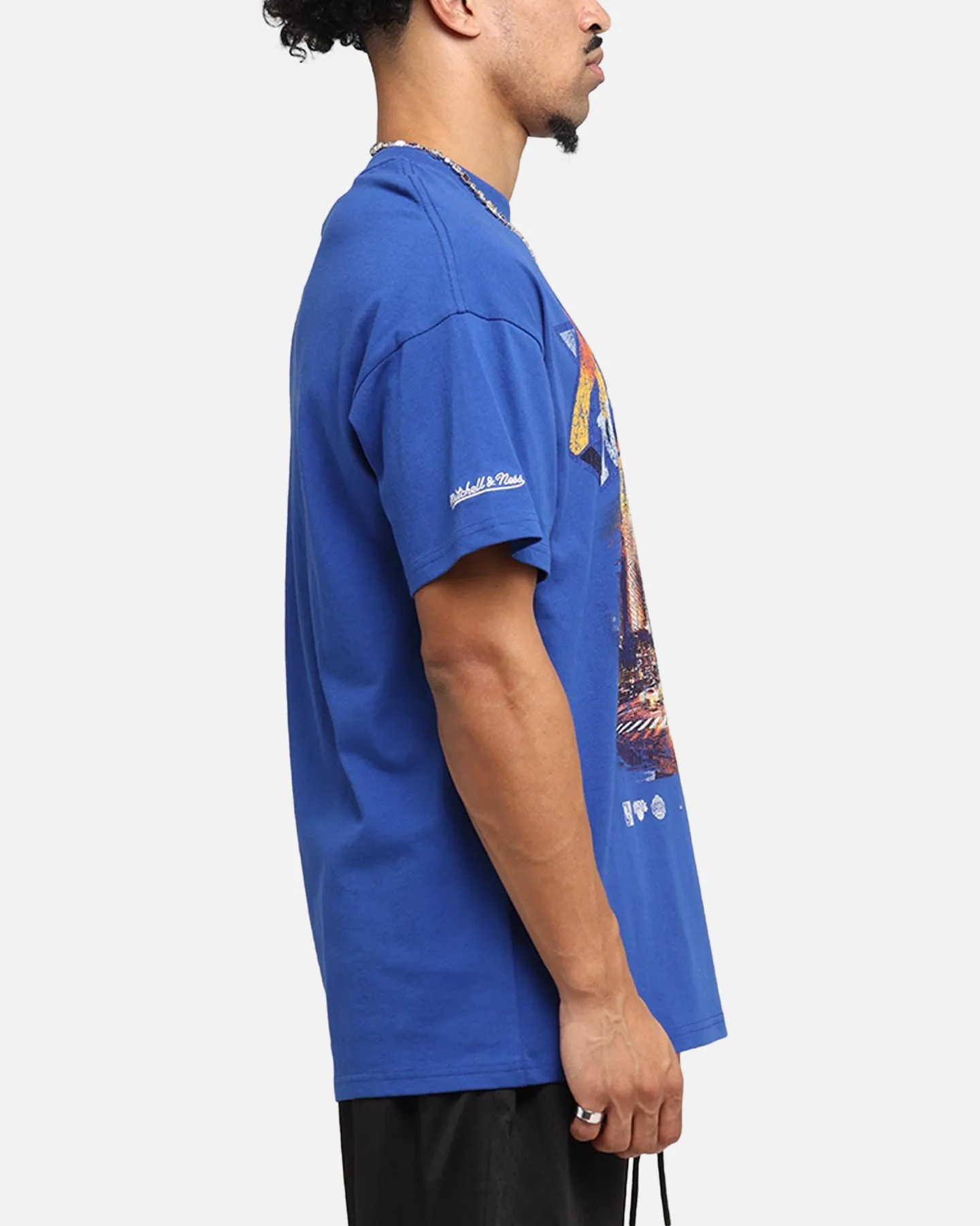 Mitchell & Ness New York Knicks The Garden T-Shirt Blue