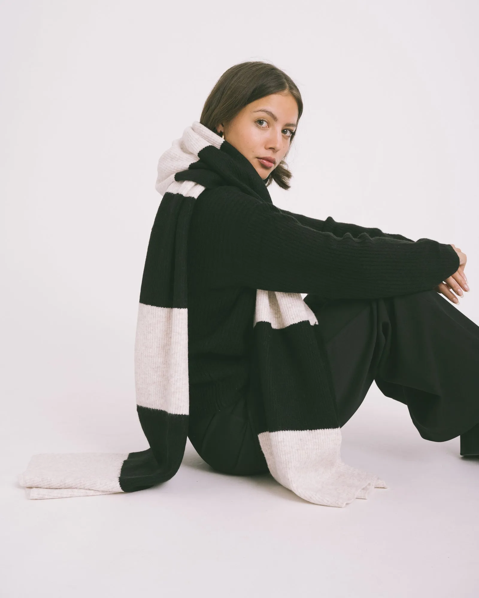 TILTIL Scarf Striped Oatmeal Black
