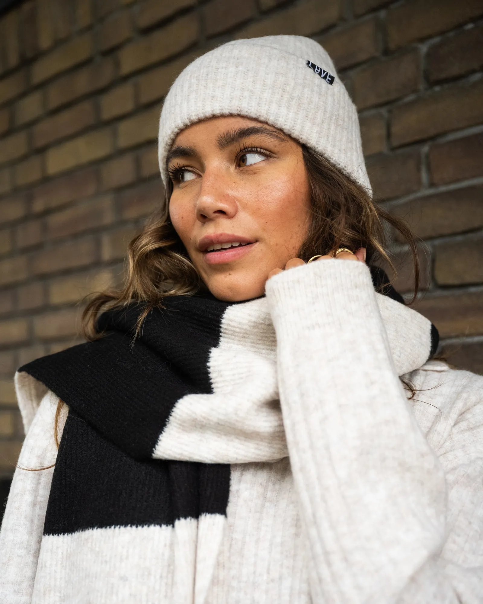 TILTIL Scarf Striped Oatmeal Black