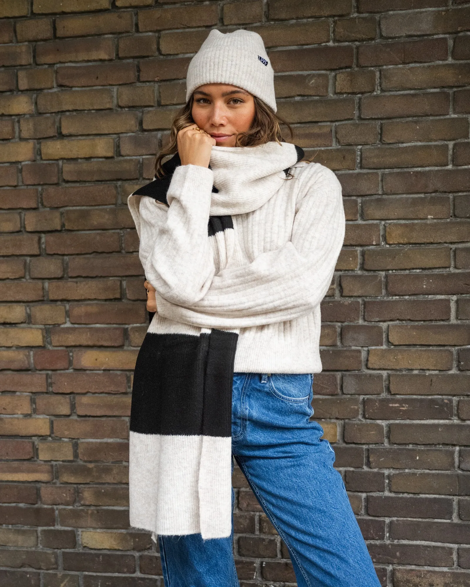 TILTIL Scarf Striped Oatmeal Black